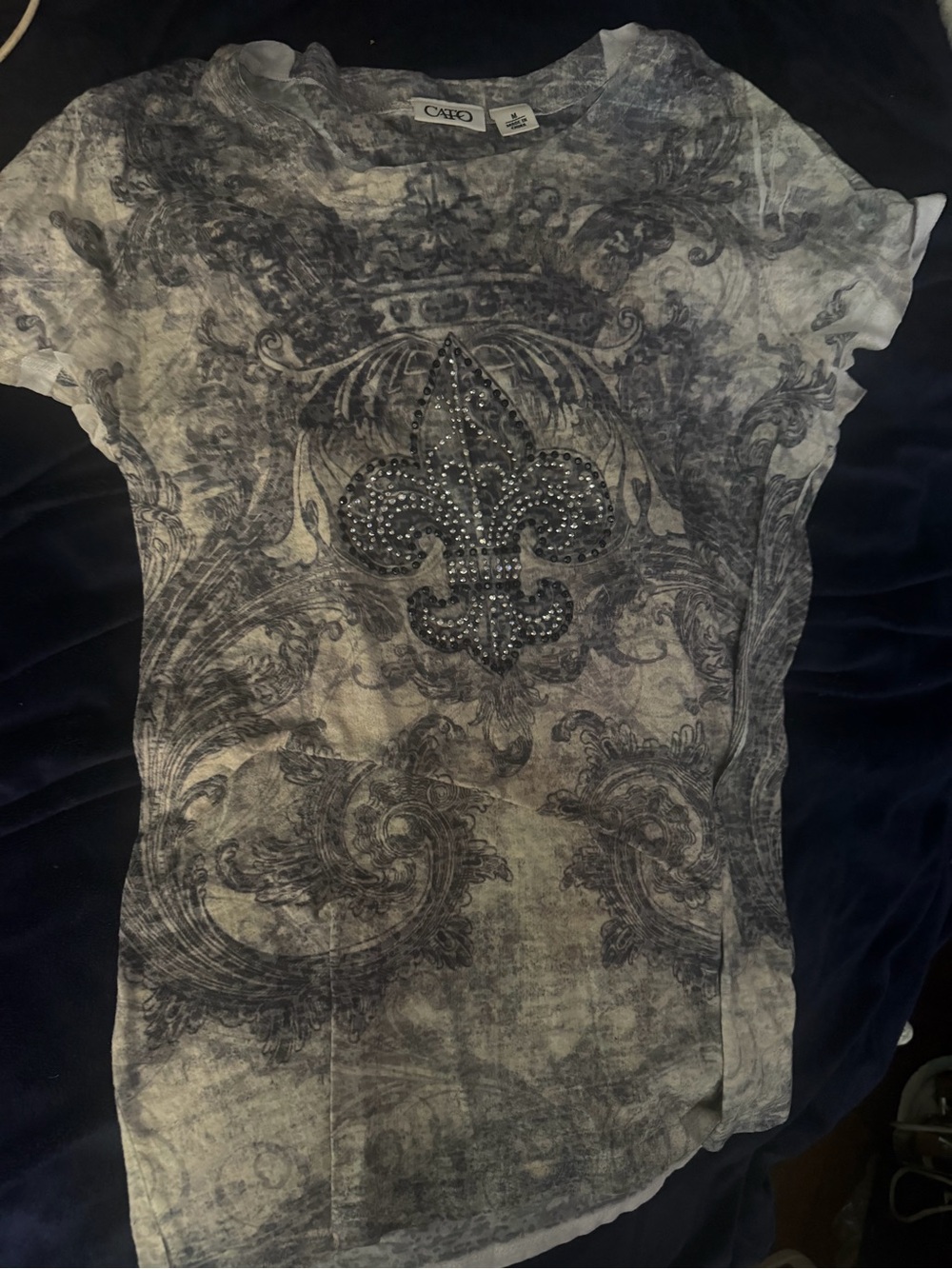 Cato Women’s Black and Gray Fleur-de-Lis Studded Graphic Tee